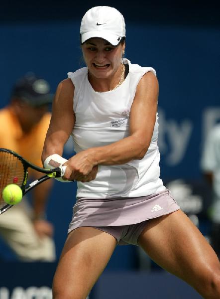 Niculescu ajunge in sferturi